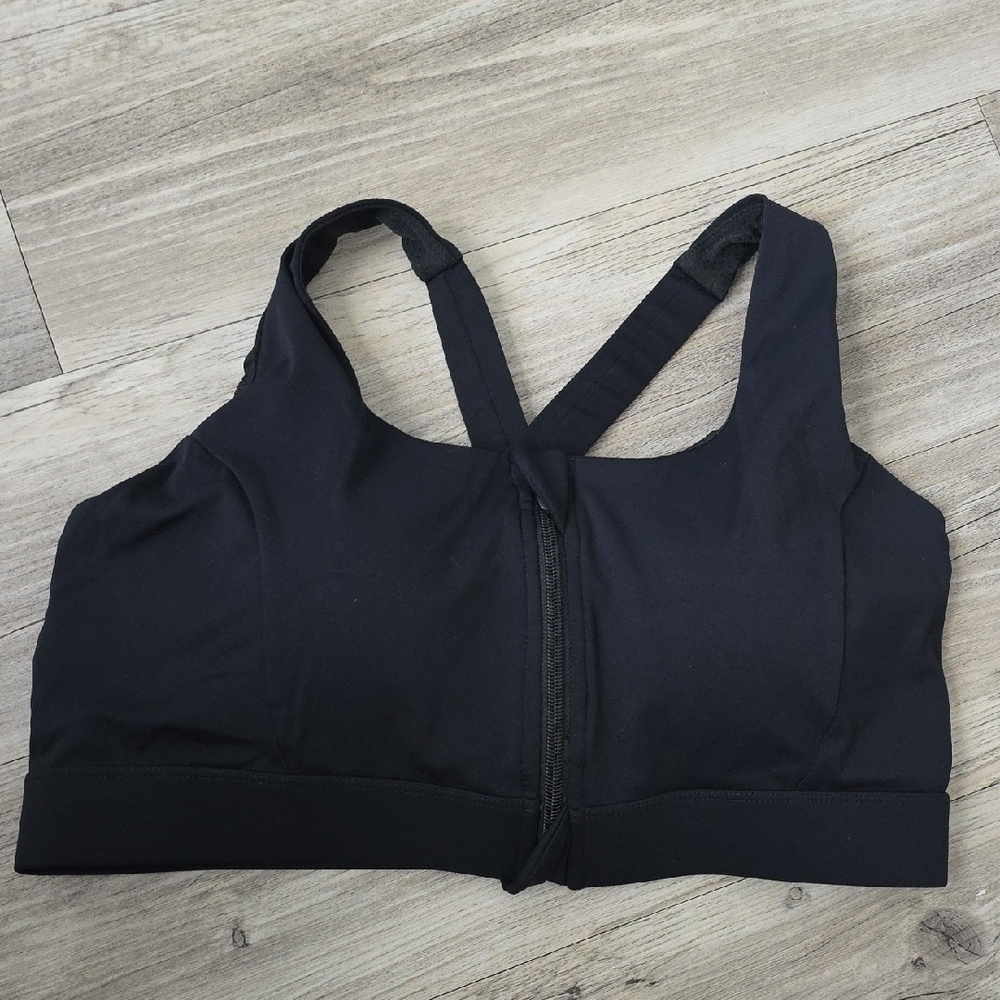 Black Women's Sports Bra